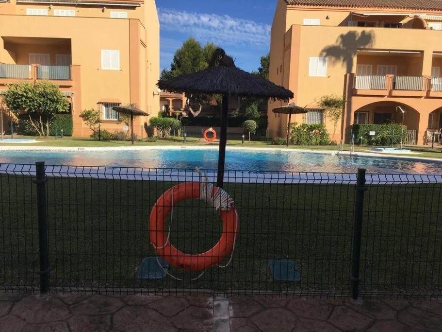 شقة Adosado En Novo Atlantico Golf نوفو سانكتي بيتري المظهر الخارجي الصورة